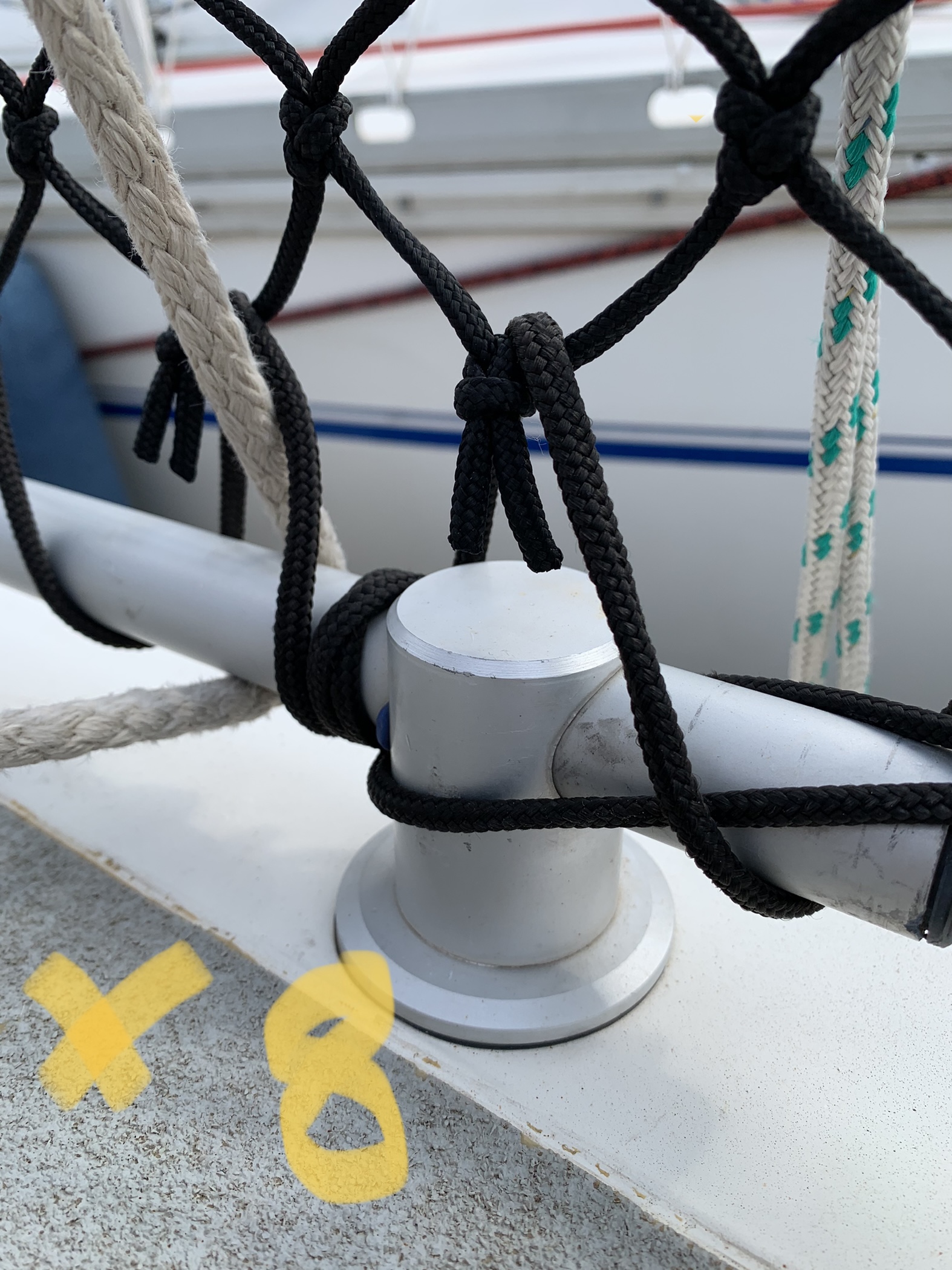 Projet V2 Embases chandelier supports pour voilier Etap 28i